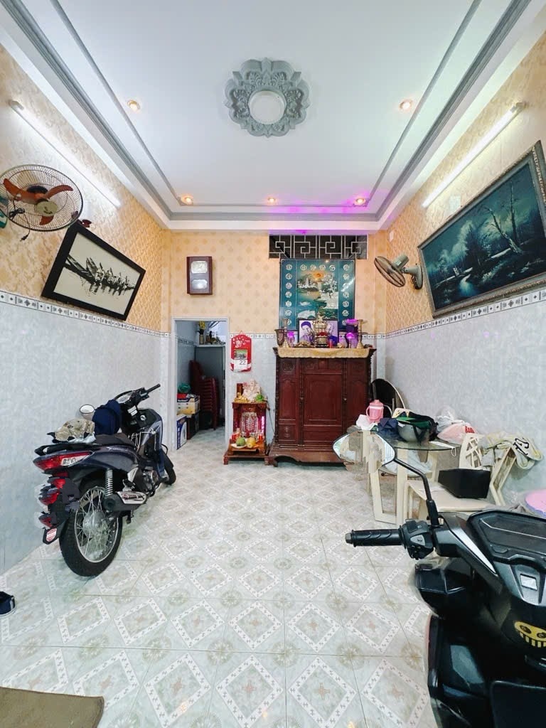 chủ chuẩn bị định cư Mỹ. cần bán nhà riêng, chính chủ tự xây