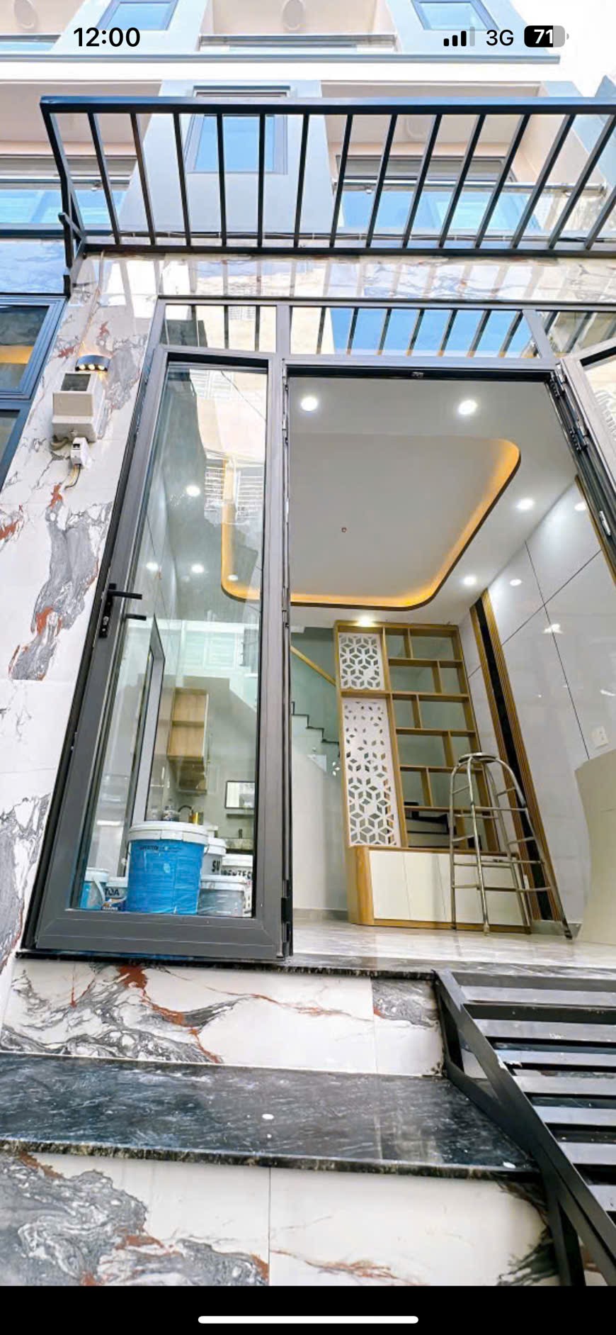 nhà mới, dọn vào ở ngay. Đường Đoàn văn bơ, phường 14, quận 4.