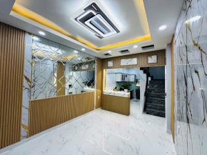 bán nhà mới 3 tần tại đường hoàng diệu, Q4 TP. HCM