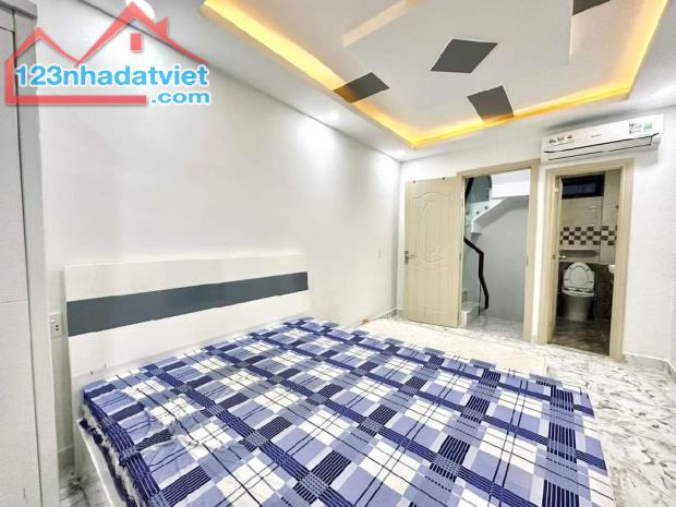 Giảm 500triệu - Bán nhà Nguyễn Cảnh Chân Quận 1 - 25m2 - 5 tầng - 9 tỷ