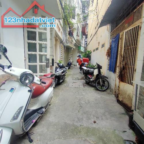 Bán nhà Bùi Thị Xuân - Hẻm 3m - DTSD: 112m2 - ngang rộng 4m6- nhỉnh 8 tỷ- có sẵn dòng tiền