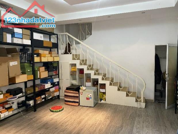 Bán nhà Bùi Thị Xuân - Hẻm 3m - DTSD: 112m2 - ngang rộng 4m6- nhỉnh 8 tỷ- có sẵn dòng tiền
