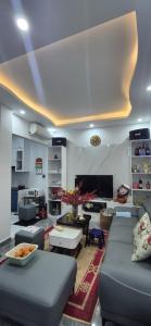 NHÀ MẶT NGÕ Ô TÔ ĐỖ CỬA - GẦN  TRUNG TÂM - 50m 3 tầng nhỉnh 5 tỉ