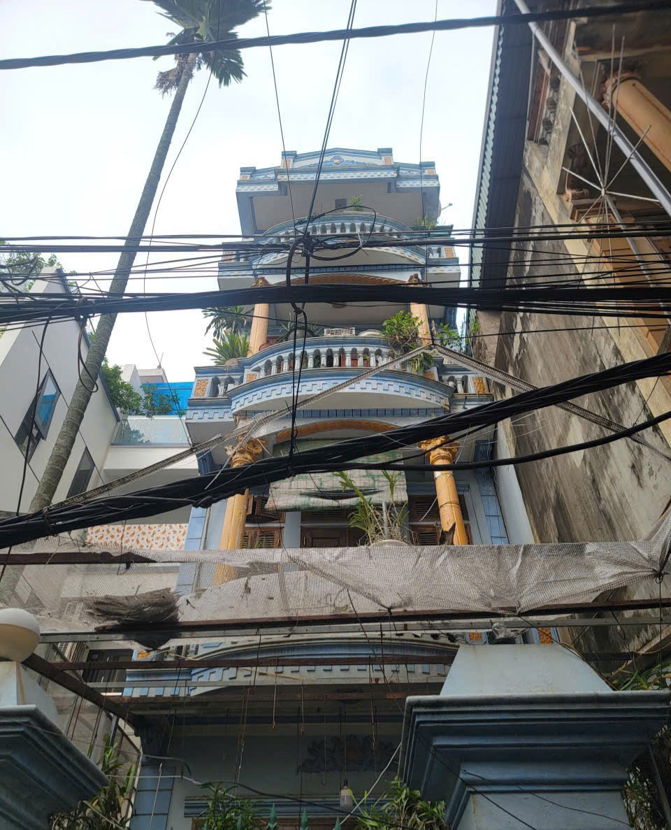 Bán nhà Đại Linh 72m, 14,5 tỷ, 5 tầng, ngõ thoáng, oto nhỏ vào tận cửa