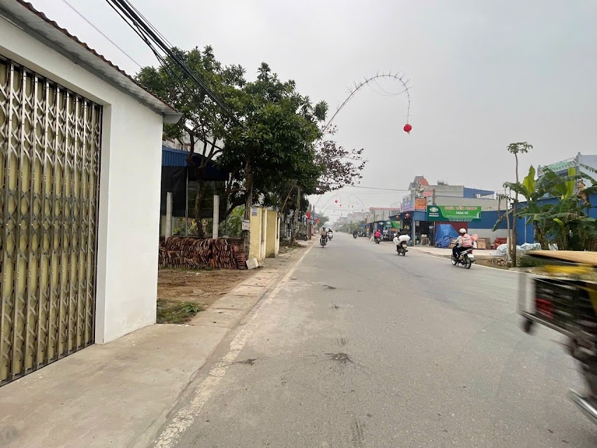 NHỈNH 1 TỶ ĐẤT TRUNG TÂM PHÚC YÊN KINH DOANH DÒNG TIỀN ĐƯỜNG THÔNG