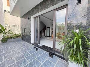Hiếm! Nhà Phúc Lợi - Đi bộ 20m đến đường ô tô - Hàng xóm Vinhomes – Giá chỉ nhỉnh 5 tỷ