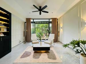 DỊCH VỌNG HẬU Ô TÔ TRÁNH - LÀM TRỤ SỞ VĂN PHÒNG CTY QUÁ ĐỈNH - GẦN PHỐ NGAY CẦU