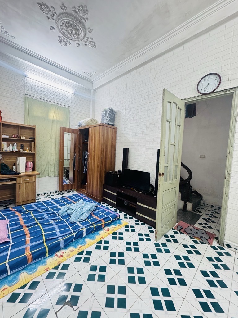 BÁN NHÀ 30m2 - 5 Tầng - Giá 6.9 tỷ