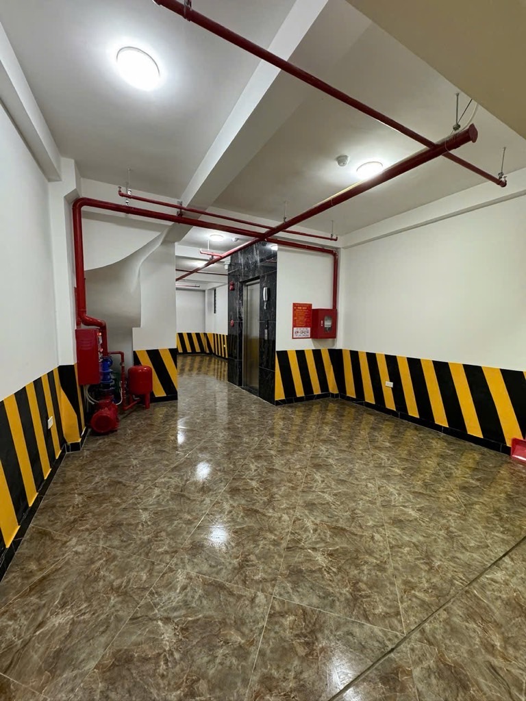 BÁN NHÀ TRUNG TÂM ĐỐNG ĐA - 8 TẦNG THANG MÁY - 15M RA MẶT PHỐ