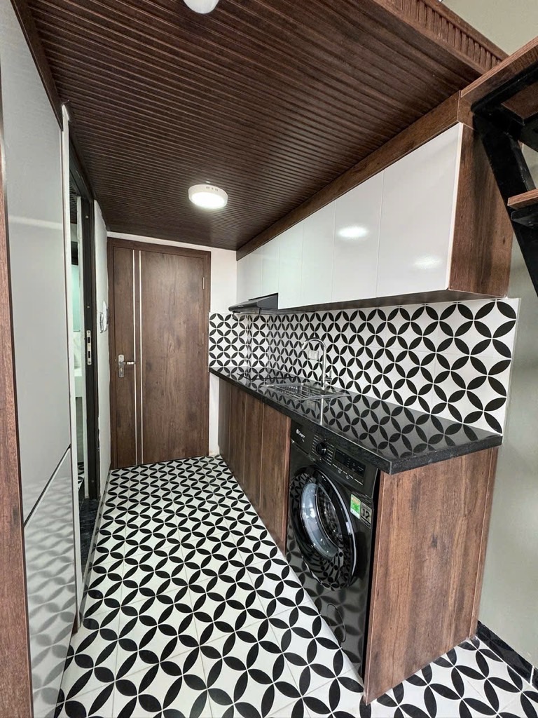 BÁN NHÀ TRUNG TÂM ĐỐNG ĐA - 8 TẦNG THANG MÁY - 15M RA MẶT PHỐ