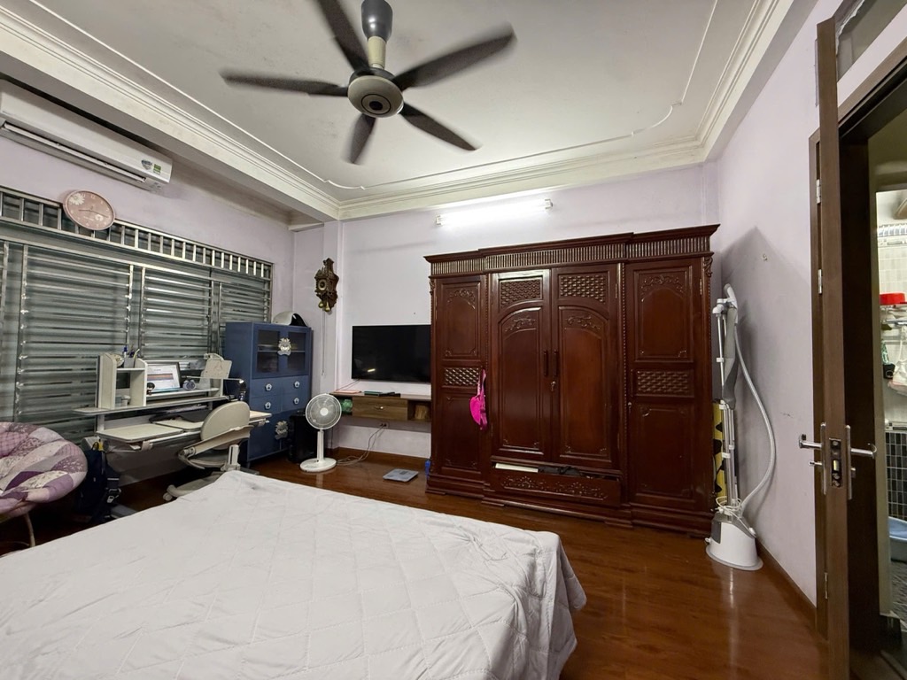Nhà đẹp vài bước ra phố.  Vĩnh Hưng - Hoàng Mai