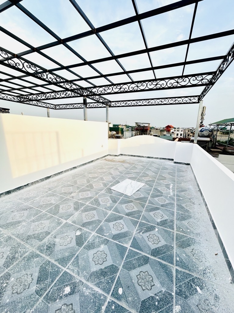 Oto đỗ cửa vào nhà khu vực Vĩnh Hưng - Hoàng Mai