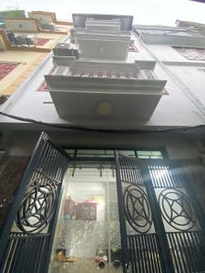 Bán nhà Phố Vĩnh Hưng dân xây 30m² 4 tầng; ba bước ra phố. Giá 7,3 tỷ