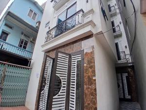 Nhà đẹp vài bước ra phố.  Đông Thiên - Hoàng Mai