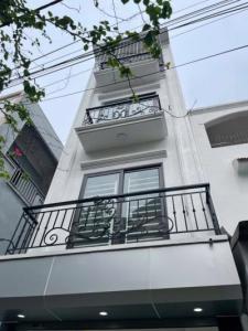 GIA CHỦ BÁN GẤP TẠI ĐỨC DIỄN - PHÚC DIỄN - BẮC TỪ LIÊM DT 65M MT 4M GIÁ 7 TỶ