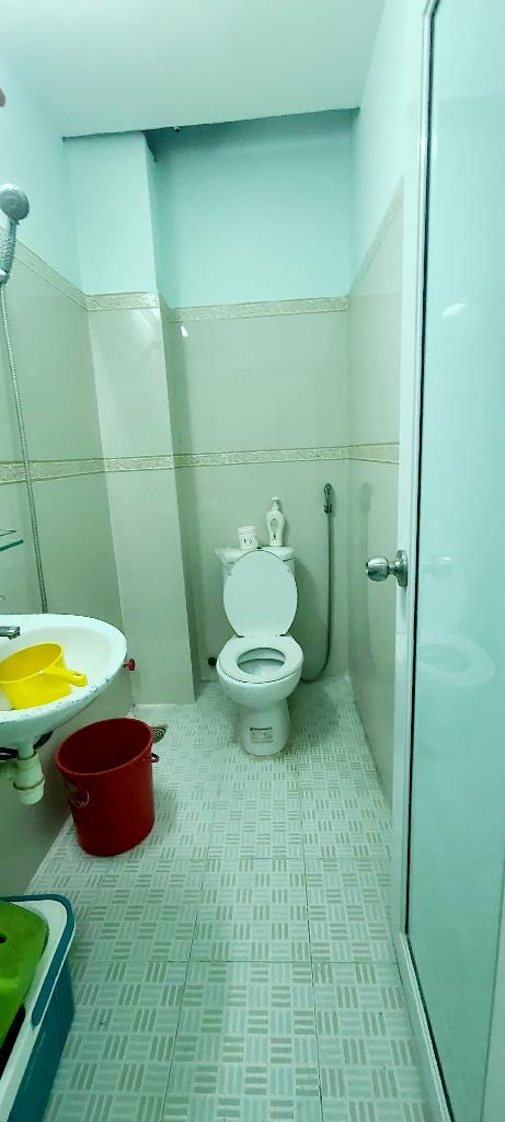 BÁN NHÀ 3 TẦNG - 4PN -4WC, HẺM XE HƠI VÀO TẬN NHÀ-PHÚ ĐỊNH Q8