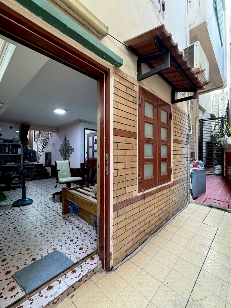 Nhà Nguyễn Kiệm-hẻm xe tải quay đầu-68m2 ngang 4m 5 tầng nhỉnh 12 tỷ