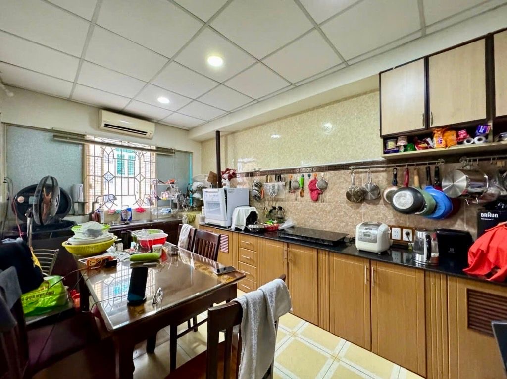 Hiếm - góc 2 mặt tiền Trần Quang Diệu Q3 - 103m2, ngang 8m - nhỉnh 13 tỷ - sẵn dòng tiền thuê