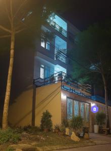 NHÀ ĐẸP MẶT TIỀN NỘI KHU CAO CẤP TRỊNH QUANG NGHỊ Q8