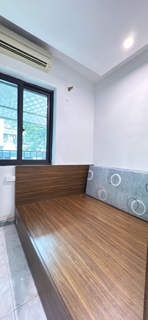 Chỉ 3tỷ sở hữu một căn nhà tập thể khu bách khoa 3pn 2vs 75m Liên hệ 0915009628 em dũng