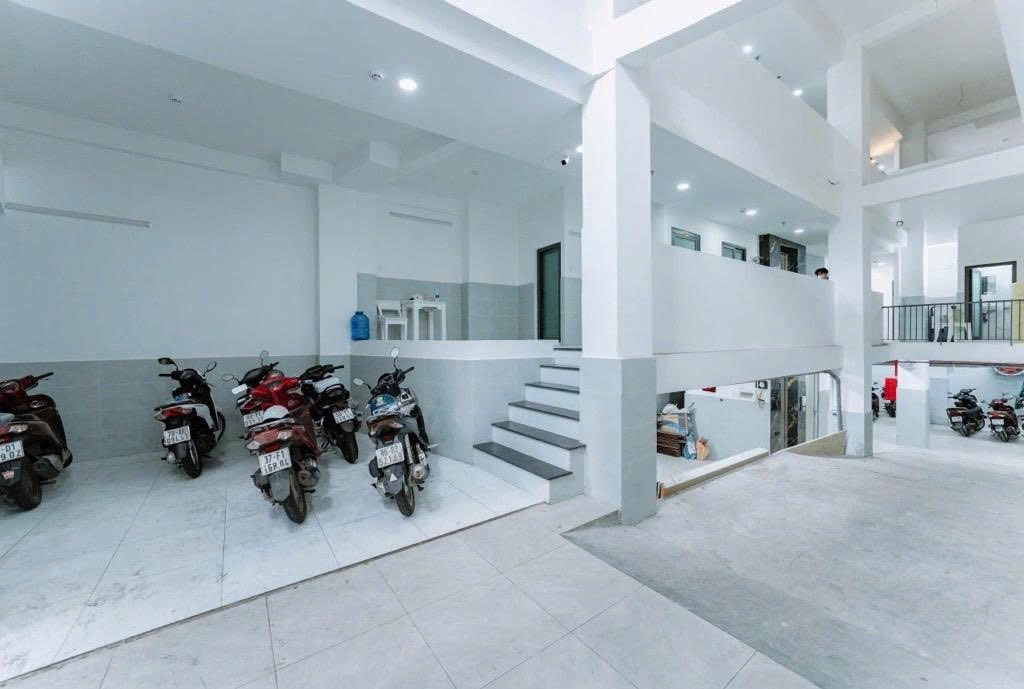 TÒA NHÀ CHDV HIỆN ĐẠI ĐANG CÓ THU NHẬP 300tr/Tháng