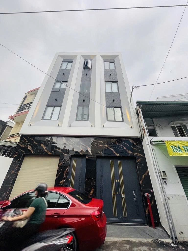 TÒA NHÀ CHDV HIỆN ĐẠI ĐANG CÓ THU NHẬP 300tr/Tháng