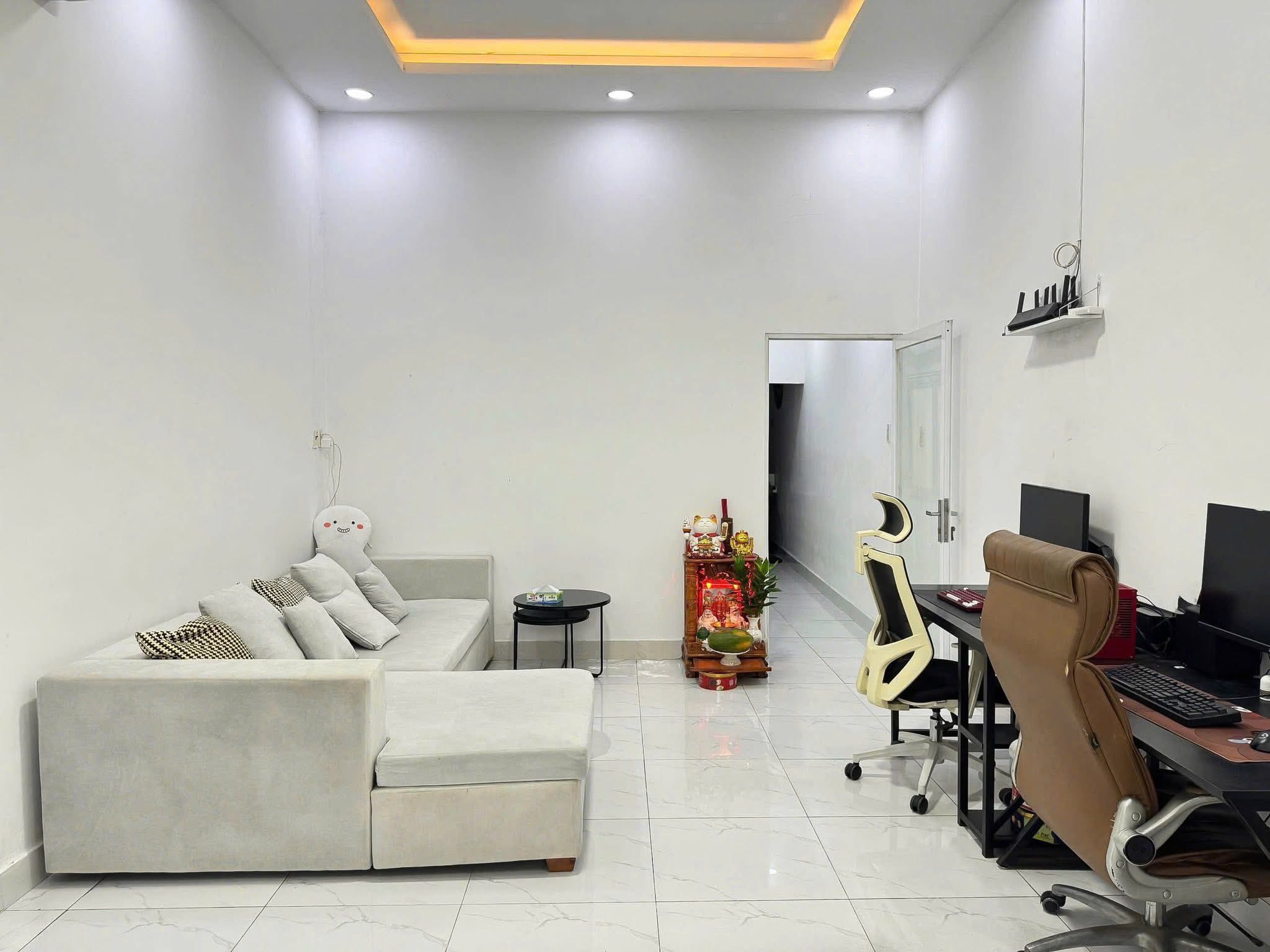 NHÀ SIÊU RỘNG NGUYỄN DUY CUNG- EMART 2- GV