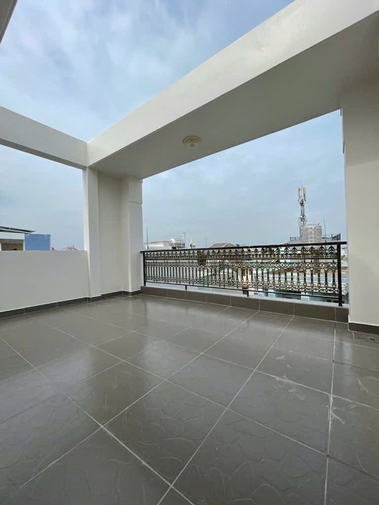 Nhà 2 mặt tiền đường, hẻm xe hơi thông tứ tung đường Lê Đức Thọ.