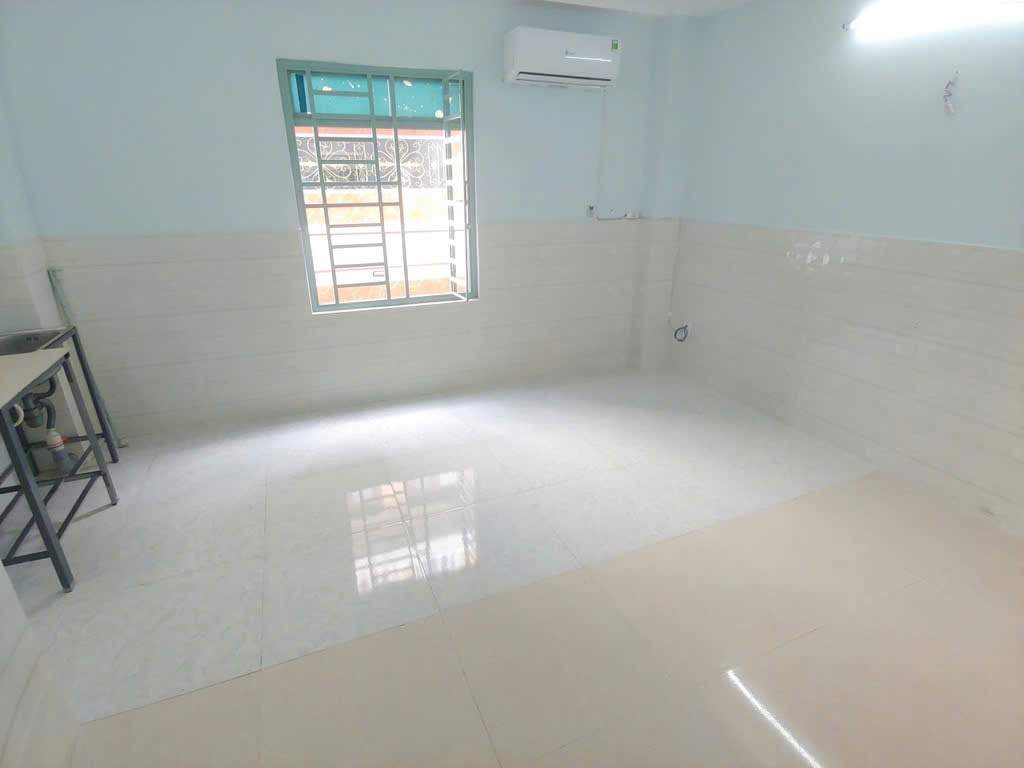 SIÊU PHẨM DÒNG TIỀN THU NHẬP ỔN ĐỊNH 45 TRIỆU /01 THÁNG - 5 TẦNG - 9 PHÒNG - 9WC - GẦN BỆNH VIỆN 175 - CÔNG VIÊN GIA ĐỊNH - TIỆN RA SÂN BAY - ĐƯỜNG XE TẢI DTSD: 176M2 - CHỈ 9.1 Tỷ