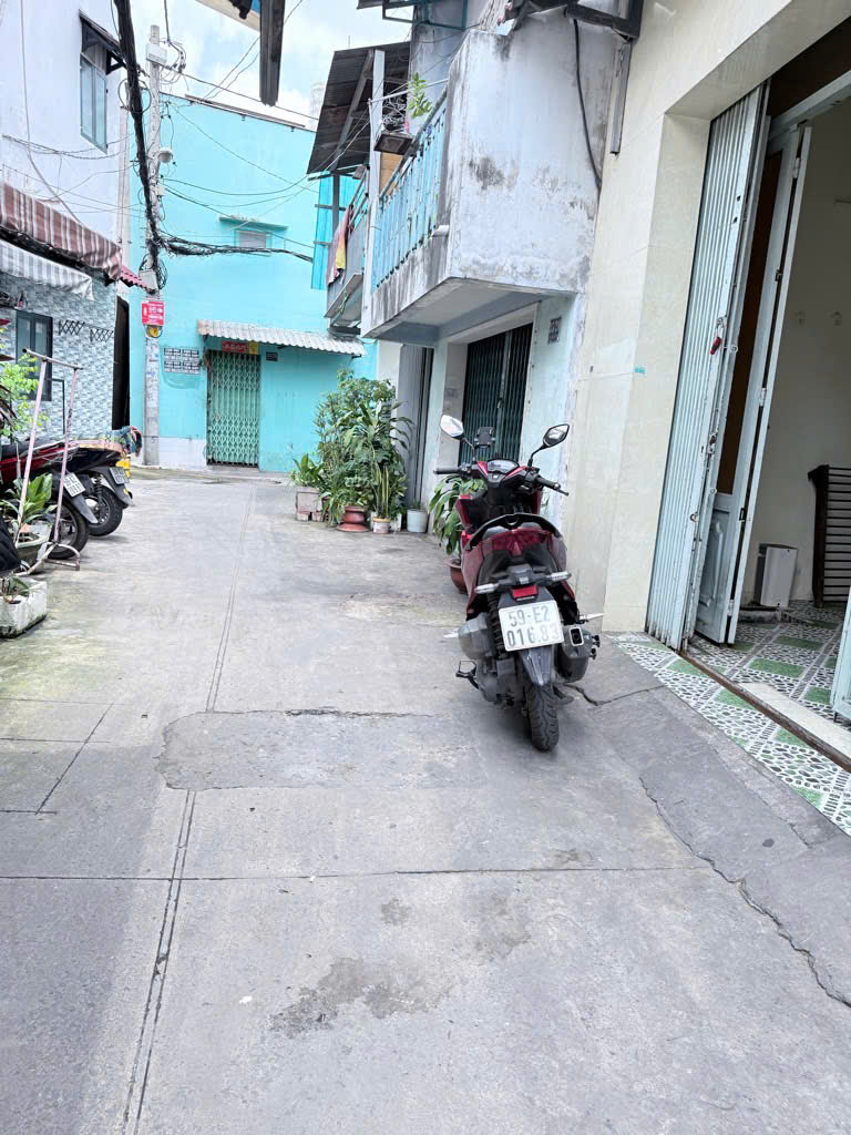 Bán Gấp nhà sát MT Tân Hoá - quận 6 - 49m2 - giá nhỉnh 4,6 tỷ.