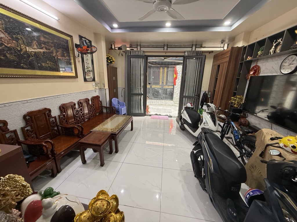 12.3 TỶ - CỘNG HOÀ - 54M2 - HẺM LỚN 6M THÔNG - 4 TẦNG