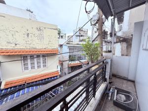 5.7 TỶ - NGUYỄN SỸ SÁCH - HẺM NHƯ MẶT TIỀN - OTO VÀO NHÀ