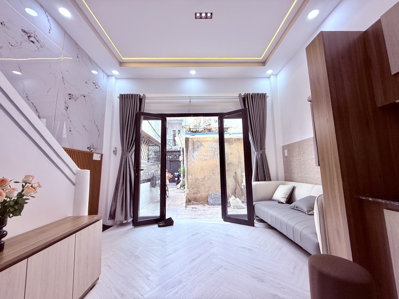 Nhà VIP hẻm 100 Thích Quãng Đức, Phú Nhuận - 3PN, 3WC - chỉ 4.4 tỷ quá hời