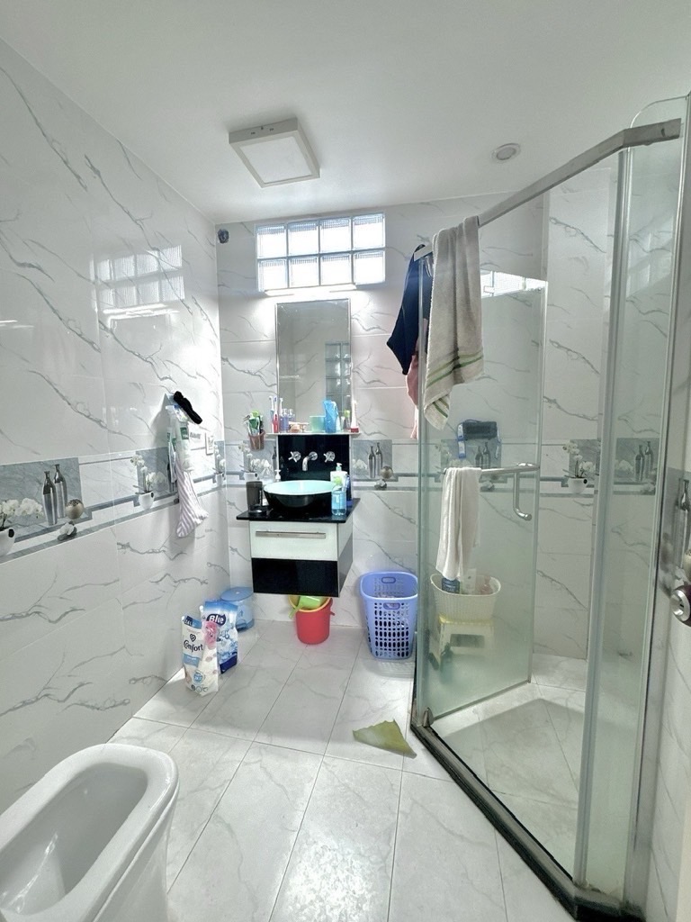 BÁN GẤP nhà đẹp hẻm Huỳnh Văn Bánh-53m2 - 5 tầng - Sổ hồng -7,7tỷ