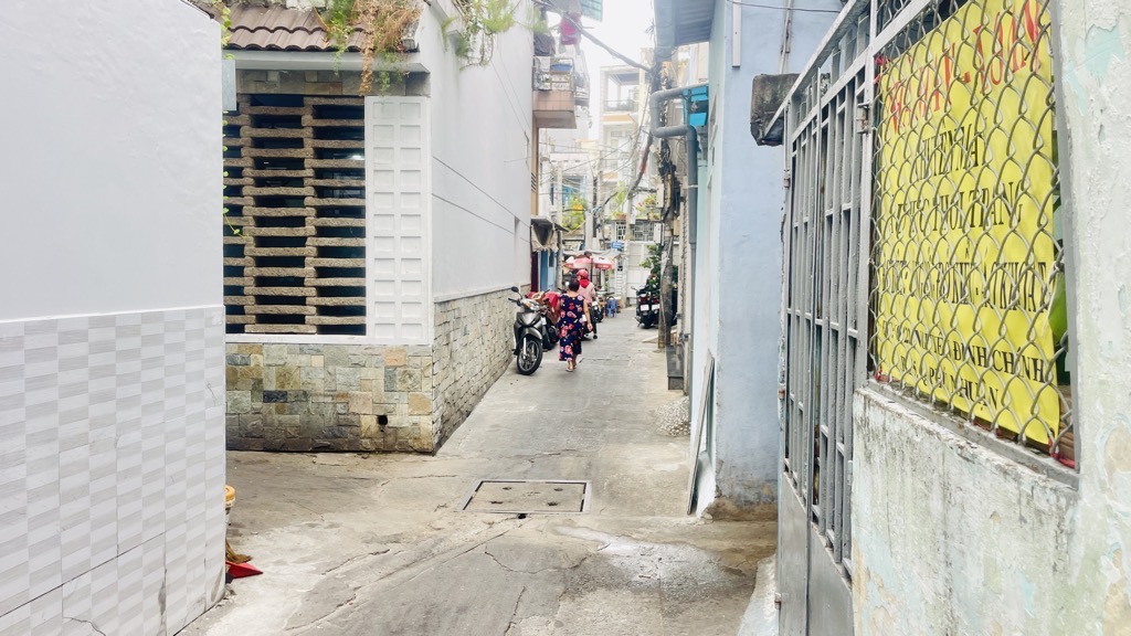 Bán nhà 2 MẶT TIỀN hẻm- dưới 10tỷ -Q.Phú Nhuận 70m2 ngang 5m- 4 tầng