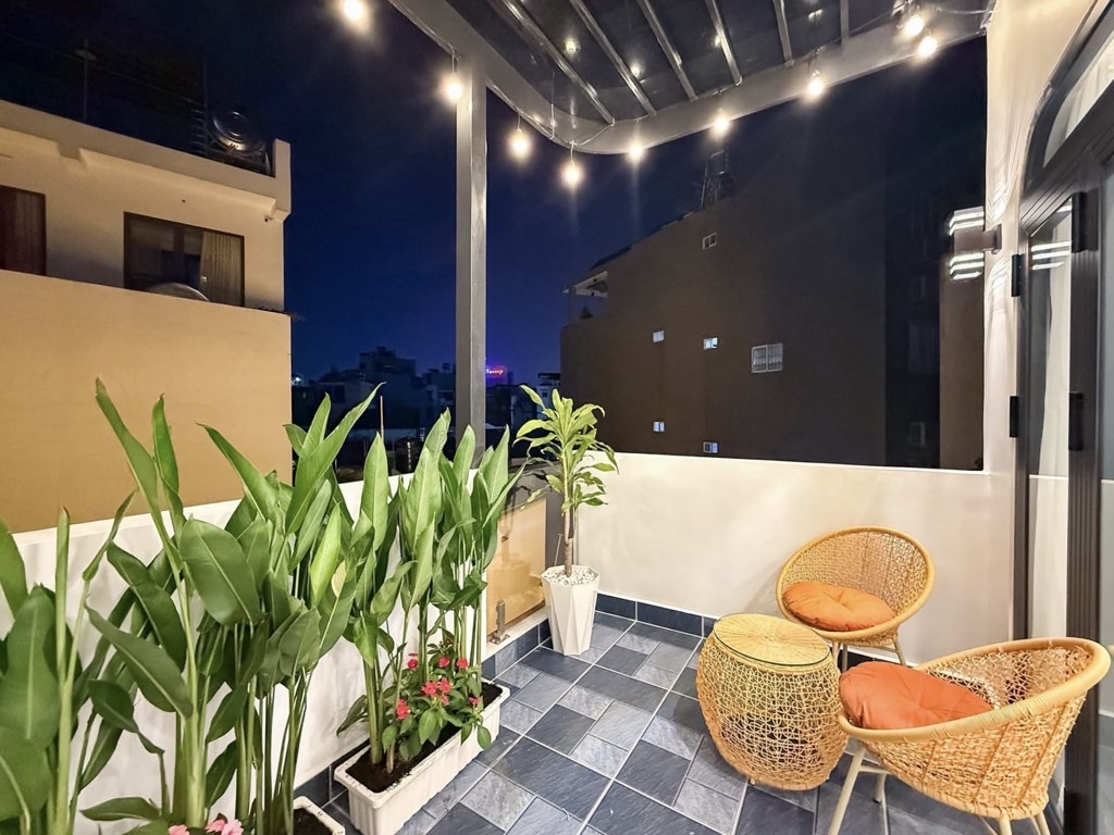 Nhà mới xây Cách mạng Tháng tám. Quận 3 - DTSD 66m2 - 3PN- Sổ sẵn chỉ 4,x tỷ