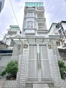 BÁN GẤP nhà đẹp hẻm Huỳnh Văn Bánh-53m2 - 5 tầng - Sổ hồng -7,7tỷ
