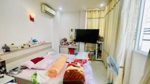 Bán nhà 2 MẶT TIỀN hẻm- dưới 10tỷ -Q.Phú Nhuận 70m2 ngang 5m- 4 tầng