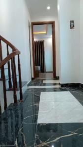 Bán Nhà Hữu HƯNG-Nam Từ Liêm;37mx5T-GIÁ;7,98 Tỷ