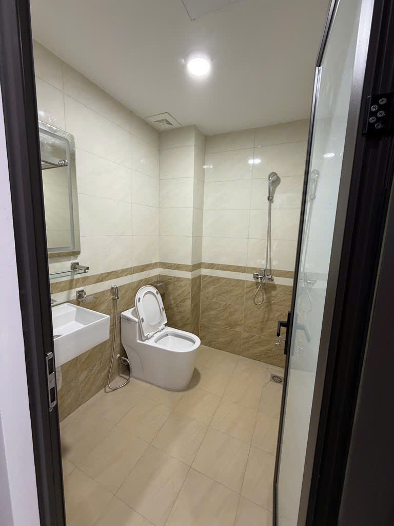 BÁN PHỐ VĨNH HƯNG 35M2- MẶT TIỀN 3M3- Ô TÔ ĐỖ CỬA -THANG MÁY XỊN XÒ GIÁ NHỈNH 12 TỶ XXX