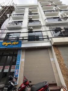 BÁN PHỐ VĨNH HƯNG 35M2- MẶT TIỀN 3M3- Ô TÔ ĐỖ CỬA -THANG MÁY XỊN XÒ GIÁ NHỈNH 12 TỶ XXX