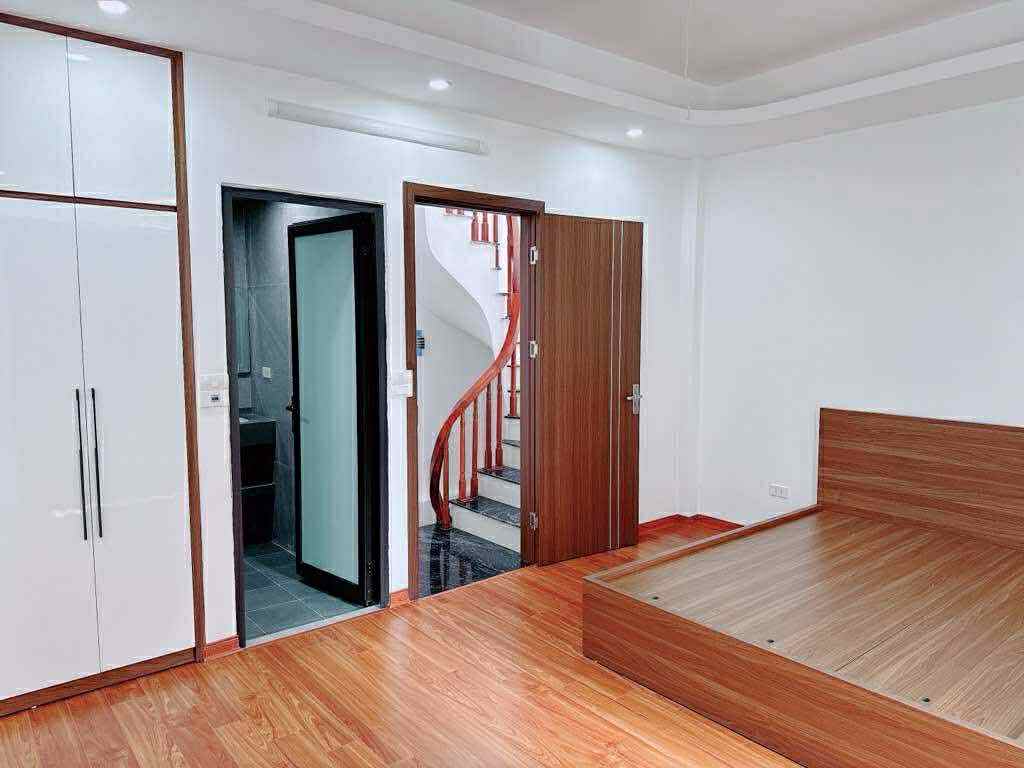Em mới có nhà tại Thanh Lương - Hai Bà Trưng