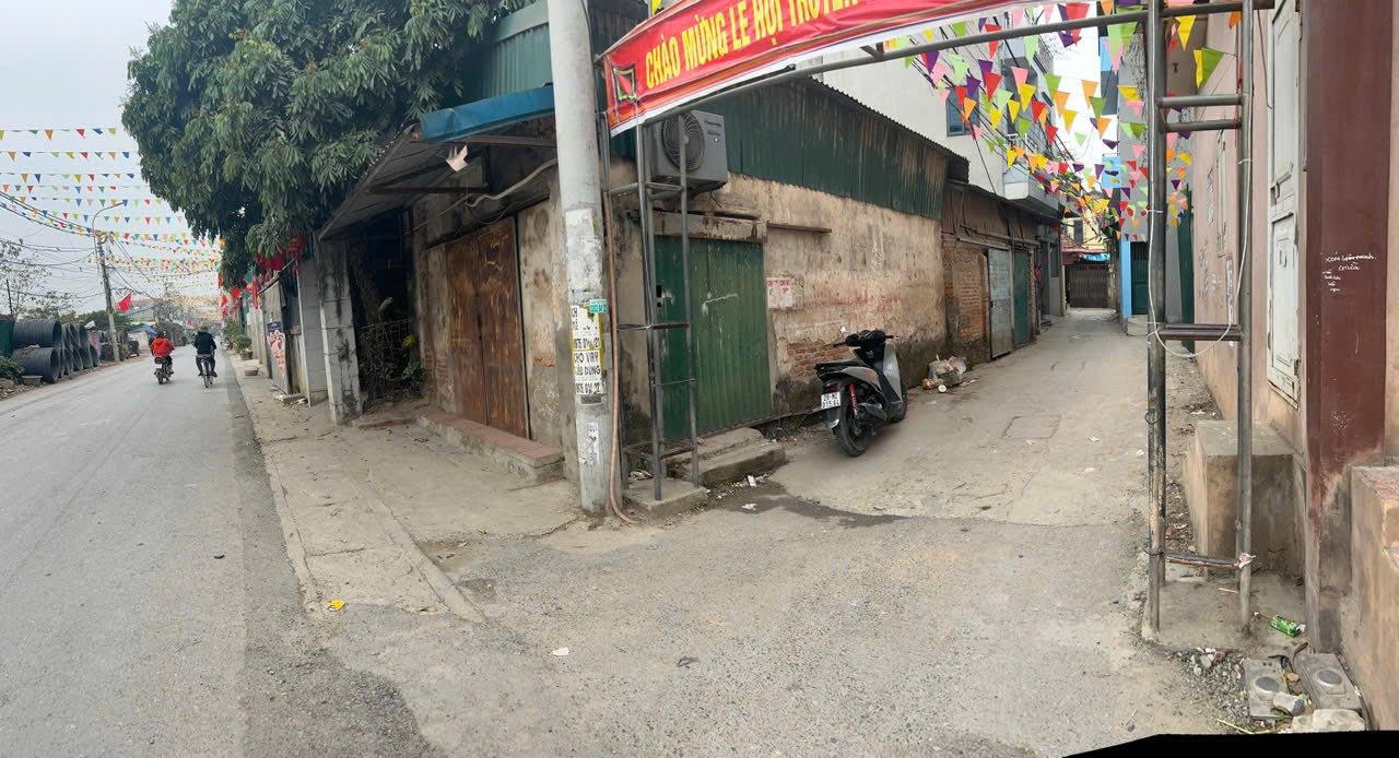 BÁN NHANH NHÀ 3 TẦNG GIÁP TRƯỜNG NGUYỄN QUỐC TRINH - ĐẠI ÁNG - THANH TRÌ - Ô TÔ ĐỖ CỬA