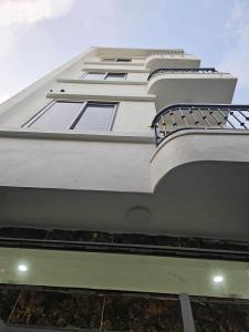 NHÀ 4 TẦNG MỚI KÍNH KOONG – ĐẸP MIỄN CHÊ YÊN PHÚ, NGỌC HỒI- THANH TR