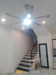 NHỈNH 3 TỶ -SỞ HỮU ĐƯỢC CĂN NHÀ MỚI KING KOONG 3 TẦNG TẠI VẠN PHÚC -THANH TRÌ- HÀ NỘI