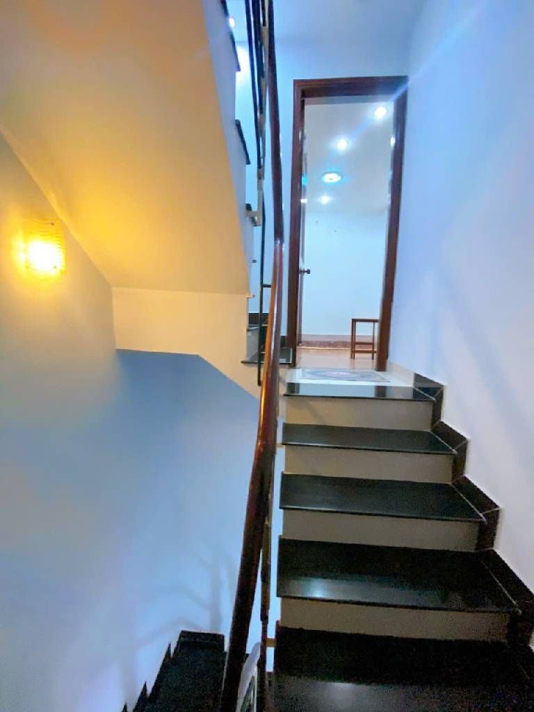 BÁN NHÀ 5 TẦNG 45m2 - HOÀNG HOA THÁM - BÌNH THẠNH - HẺM XE HƠI - NHỈNH 8 TỶ