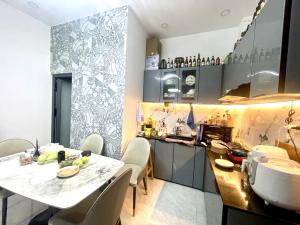 NHÀ RIÊNG 4 TẦNG 38M2 HOÀNG HOA THÁM - NHỈNH 6 TỶ