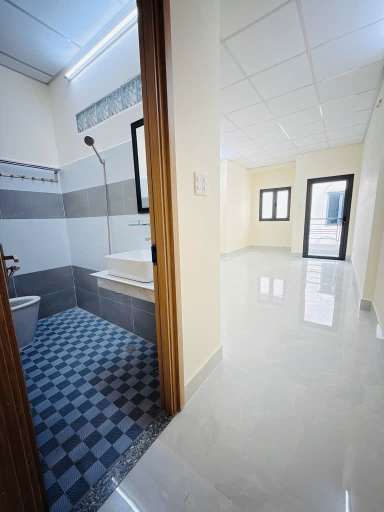 NHÀ MỚI NỞ HẬU TRUNG TÂM BÌNH THẠNH - HẺM NGUYỄN VĂN ĐẬU - AN NINH, DÂN TRÍ CAO - 2 TẦNG - GIÁ CHỈ NHỈNH 7 TỈ