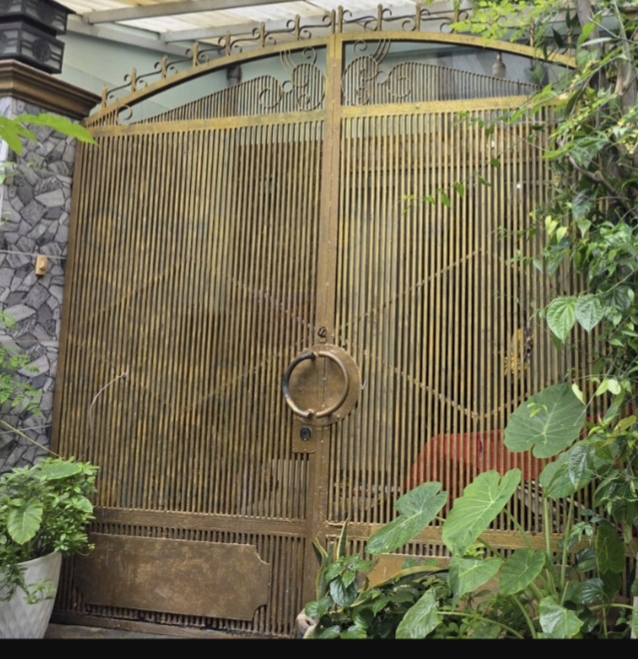 Bán nhà cấp 4, cạnh chợ Phước Bình, sổ vuông vức, 86m2, 4.4 tỉ