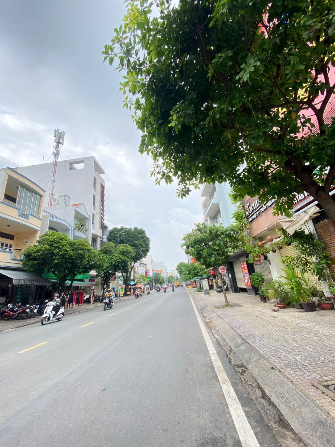 Mặt tiền lê sao 5x20m cấp 4 giá 11 tỷ
